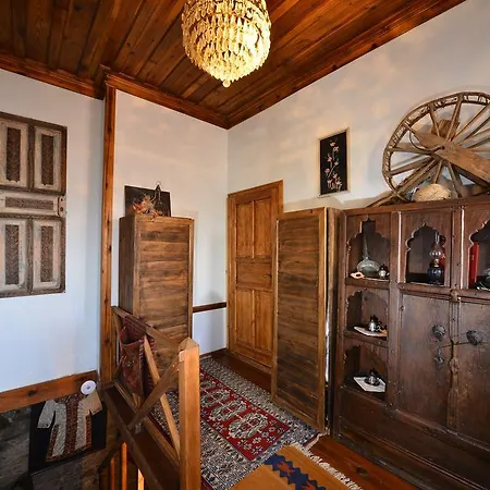 Sihirbazin Evi سلجوك